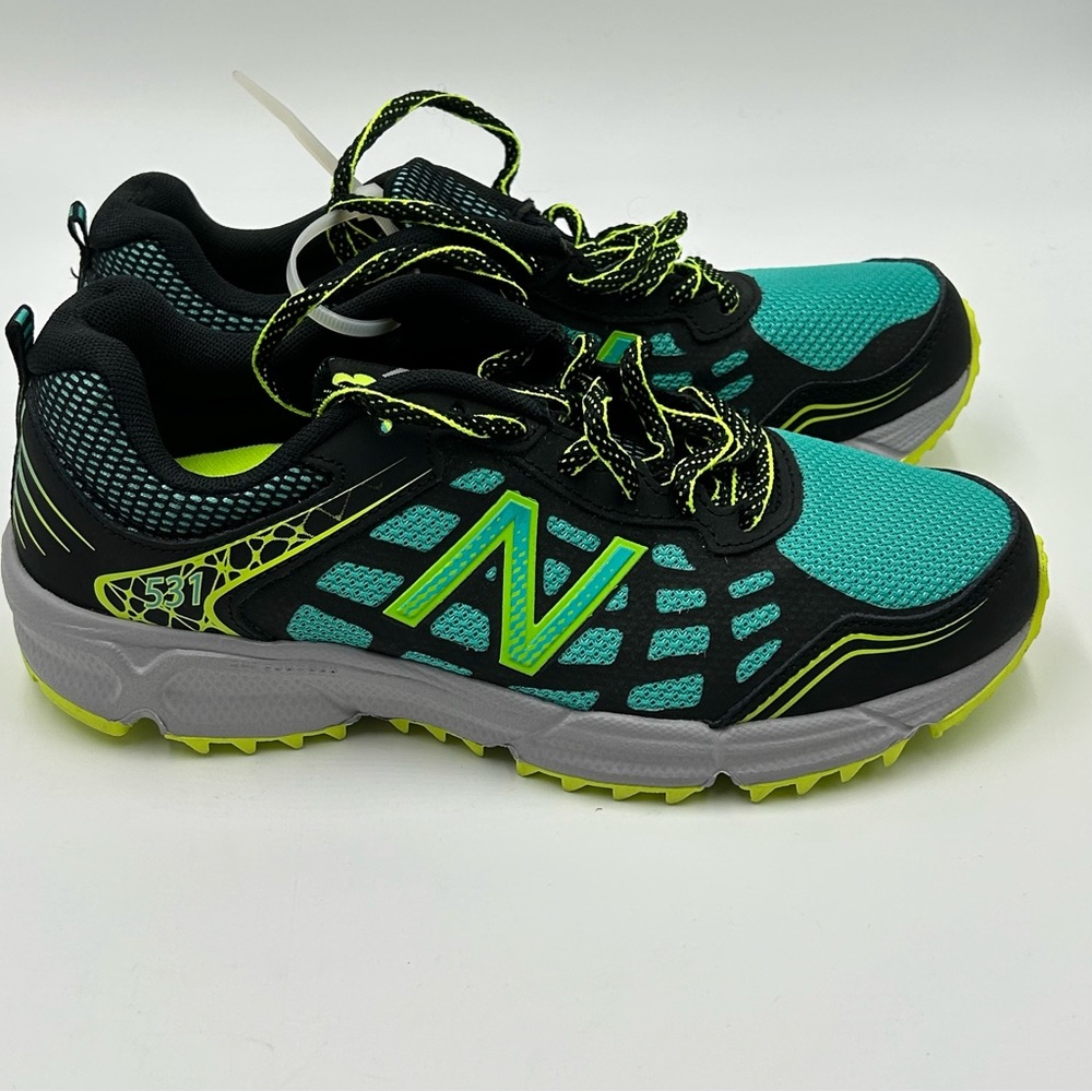 New balance walking running shoes women’s